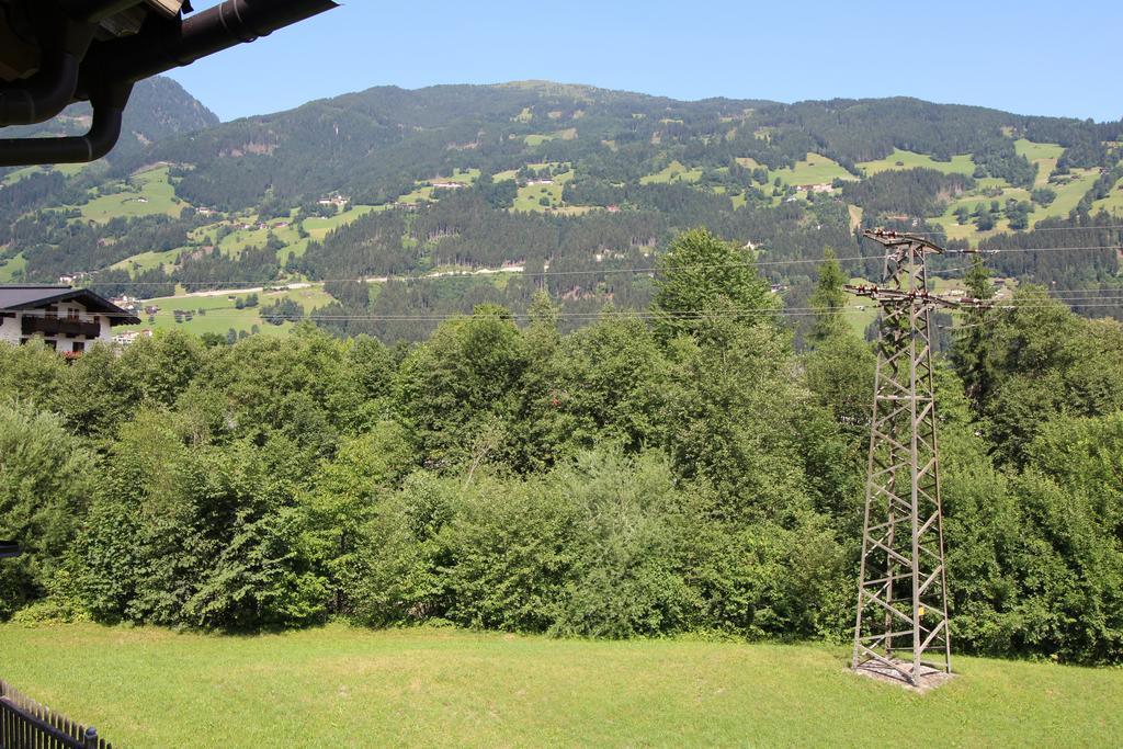 Apartmán Haus Peter Schiestl Zell am Ziller Pokoj fotografie